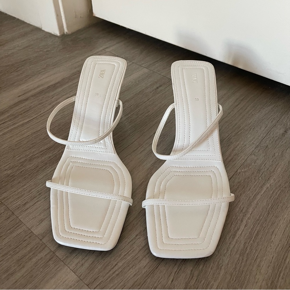 ZARA White Heeled Sandals Size 39